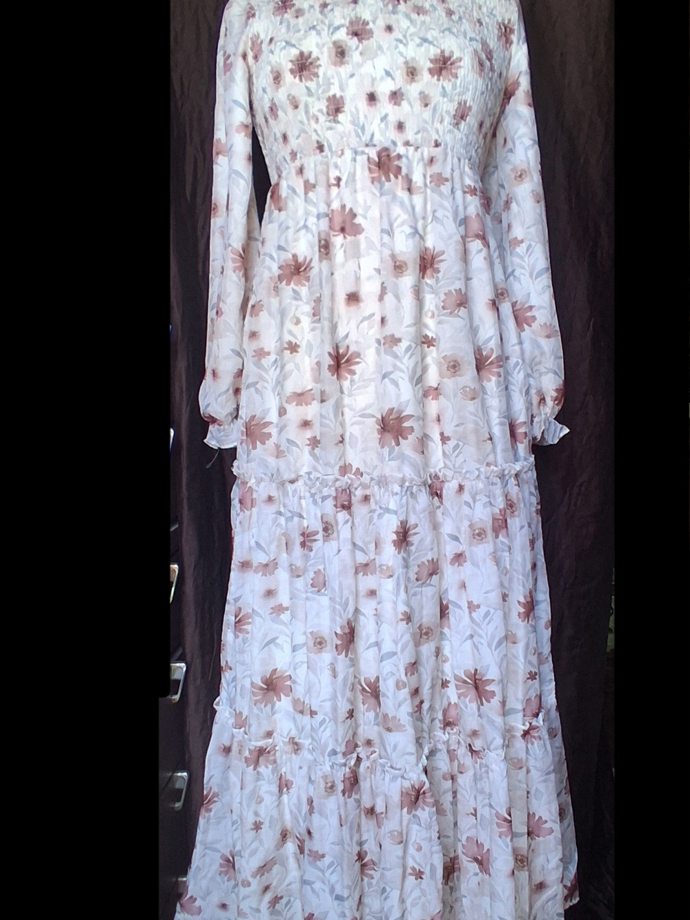 MikaroSe Floral Maxi Dress in White & Pink Size Small